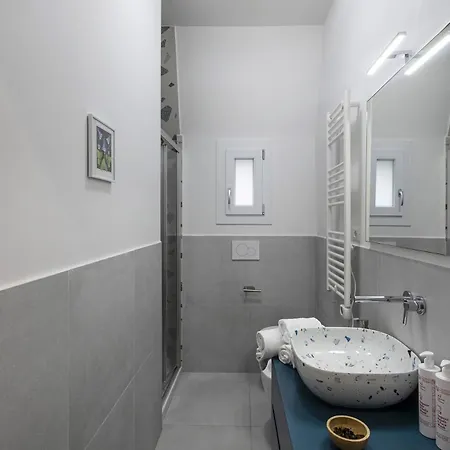 Piazza Palermo Loft By Wonderful Italy * Genoa